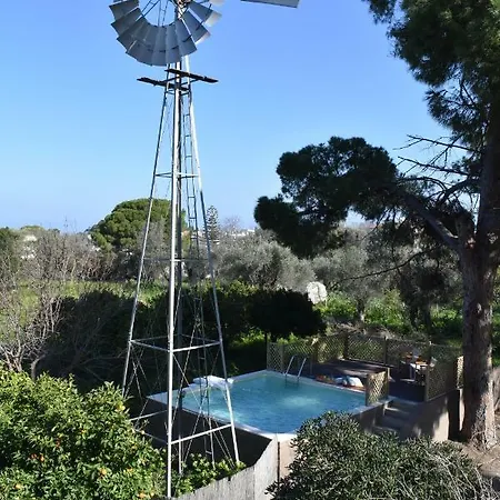 Vilă The Windmill